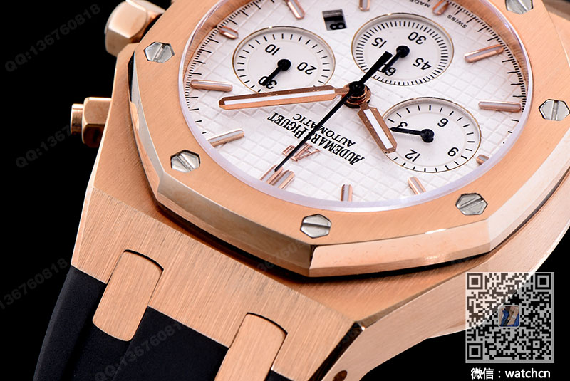 Audemars Piguet愛彼皇家橡樹系列26320OR.OO.D002CR.01石英腕表