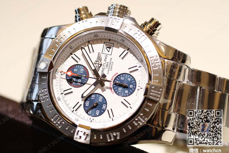 百年靈BREITLING AVENGER復仇者系列機械腕表A339AJAPSS